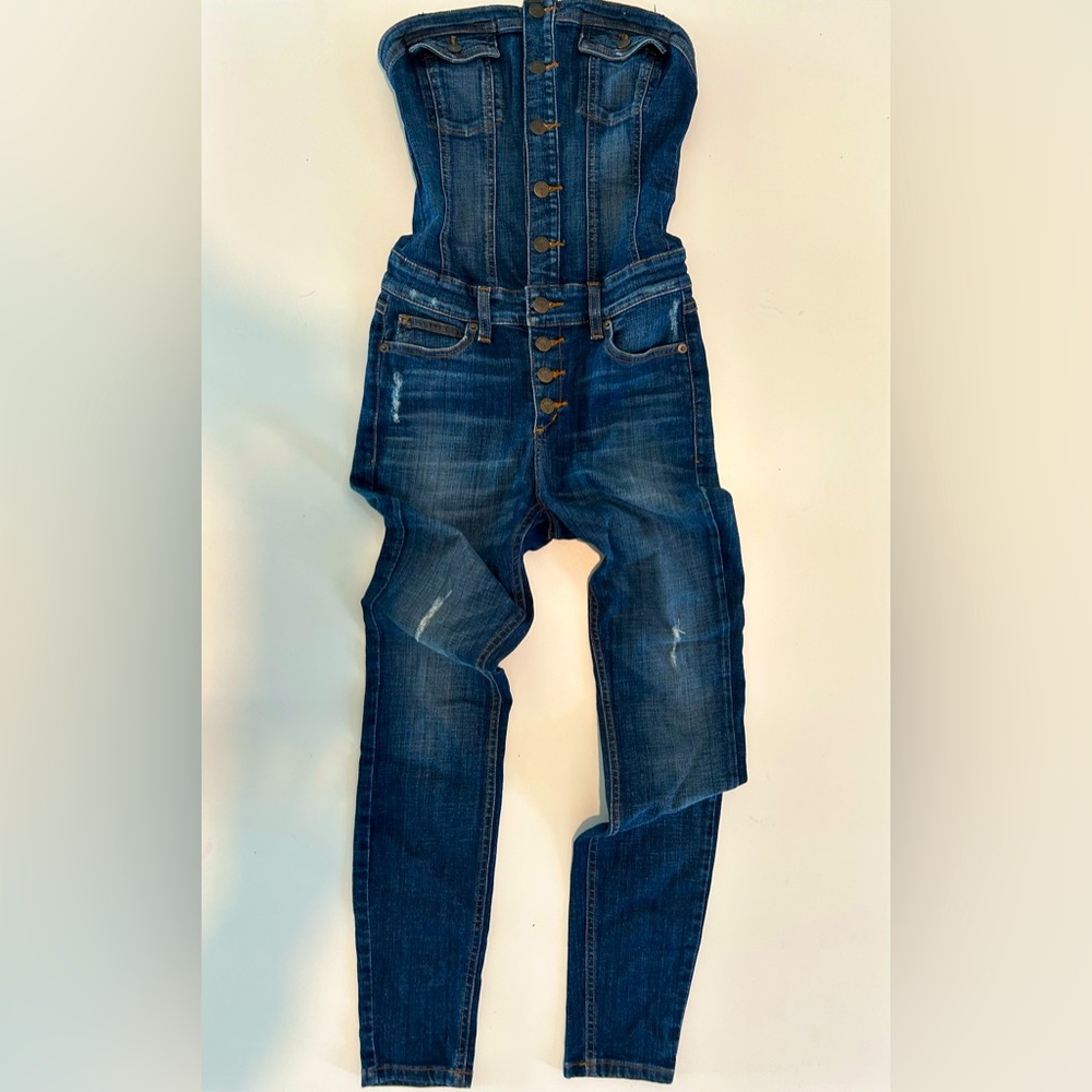 Guess -One piece skinny jumpsuit Size 0